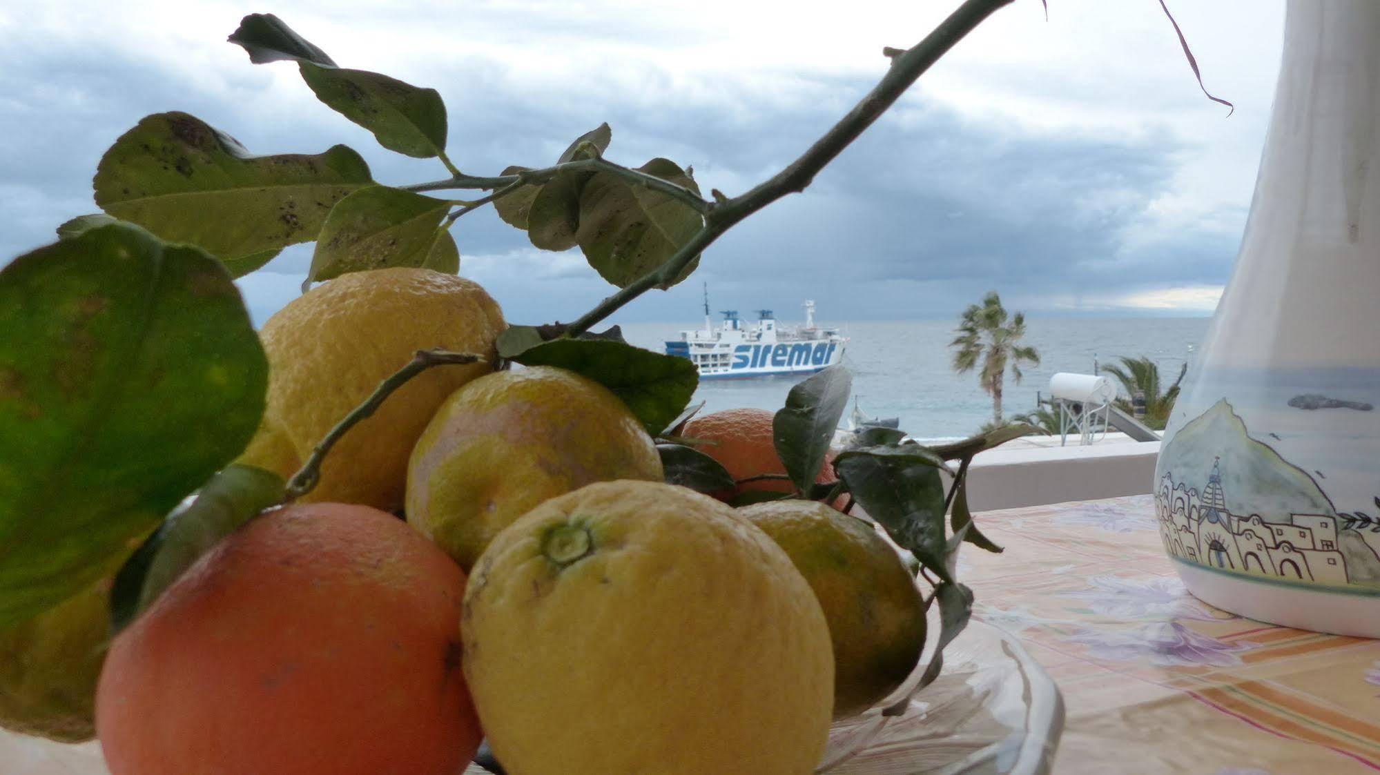 Hotel Il Vulcano A Piedi Stromboli Exteriér fotografie