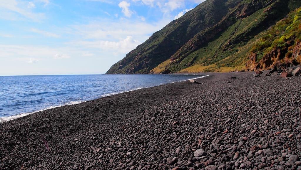 Hotel Il Vulcano A Piedi Stromboli Exteriér fotografie