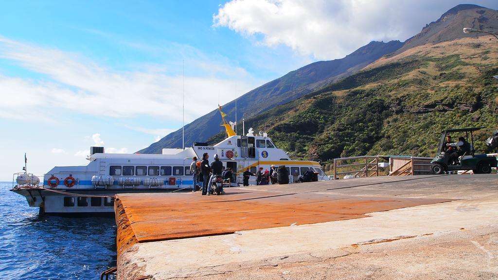 Hotel Il Vulcano A Piedi Stromboli Exteriér fotografie