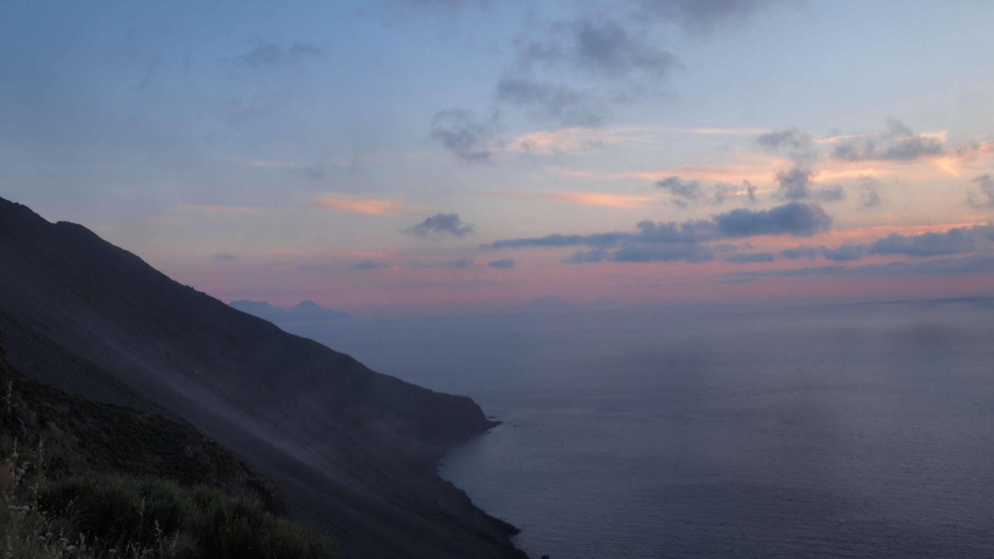 Hotel Il Vulcano A Piedi Stromboli Exteriér fotografie