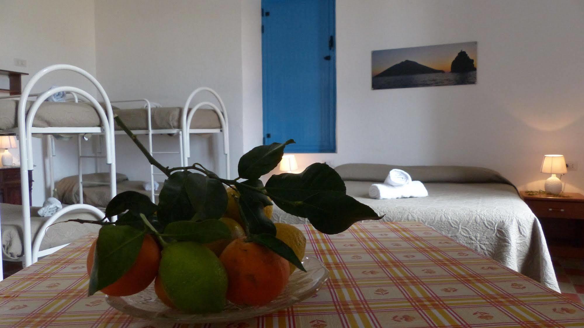 Il Vulcano A Piedi Stromboli Exteriér fotografie